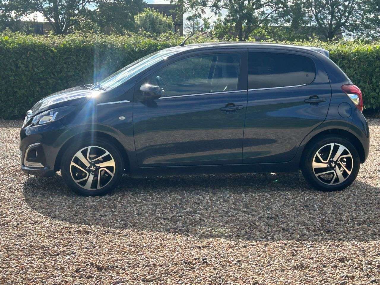 2014 PEUGEOT 108 2014 PEUGEOT 108