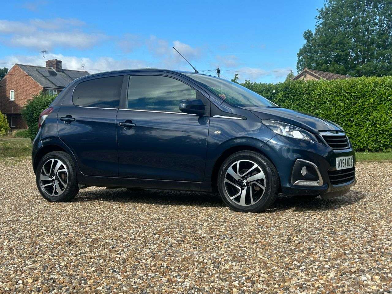 2014 PEUGEOT 108 2014 PEUGEOT 108