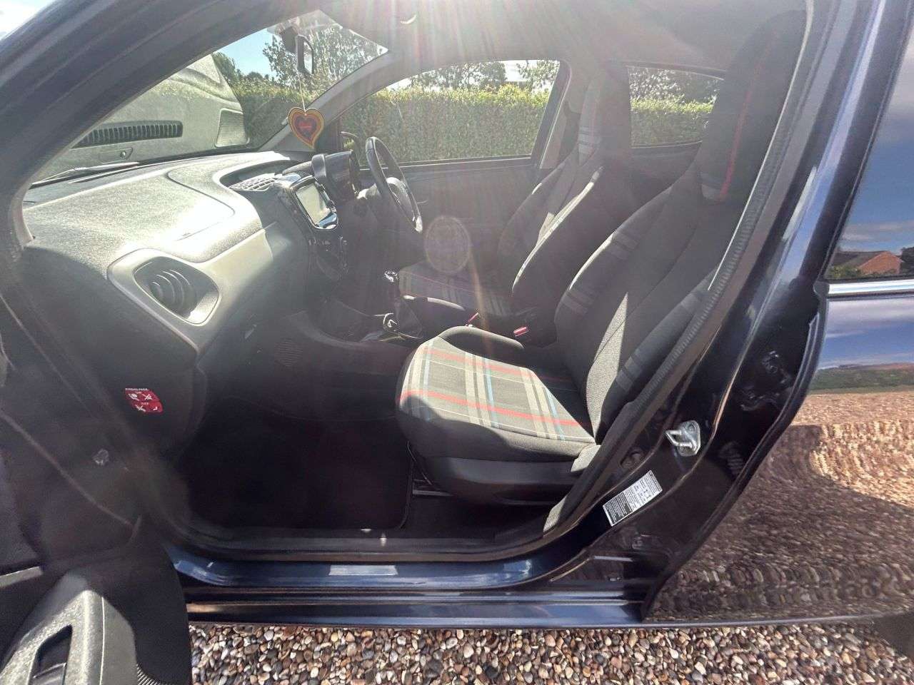 2014 PEUGEOT 108 2014 PEUGEOT 108