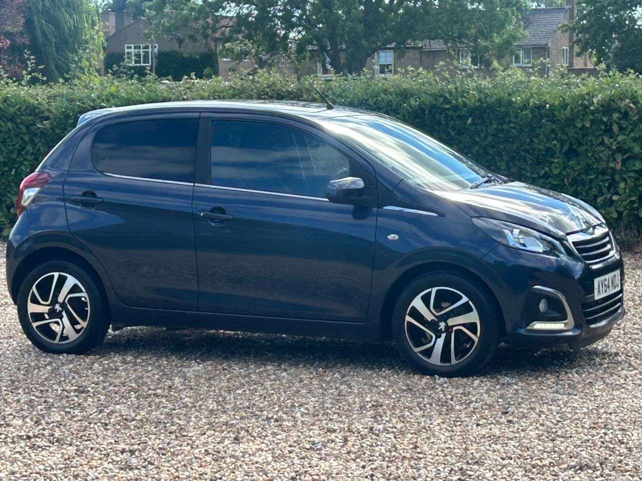 2014 PEUGEOT 108 2014 PEUGEOT 108