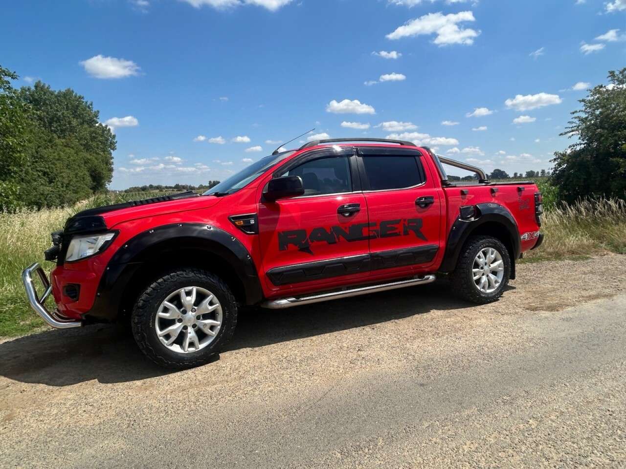 A 2013 FORD RANGER 2.2 TDCi XLT Super Pickup Extended Cab 4dr Diesel Manual 4WD Euro 5 (150 ps A 2013 FORD RANGER 2.2 TDCi XLT Super Pickup Extended Cab 4dr Diesel Manual 4WD Euro 5 (150 ps