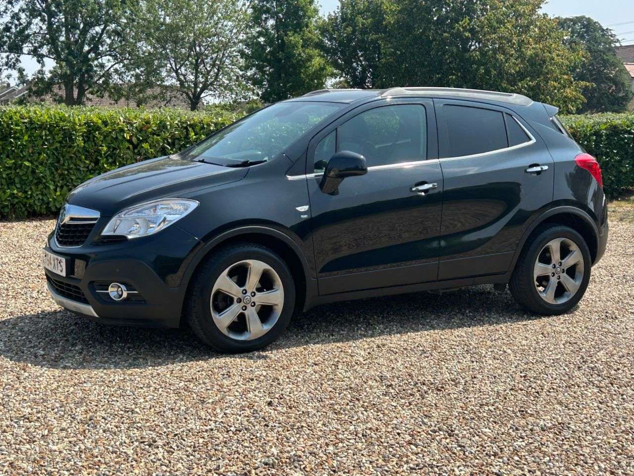 A 2014 VAUXHALL MOKKA 1.4T SE SUV 5dr Petrol Manual 4WD Euro 5 (s/s) (140 ps) full years mot A 2014 VAUXHALL MOKKA 1.4T SE SUV 5dr Petrol Manual 4WD Euro 5 (s/s) (140 ps) full years mot