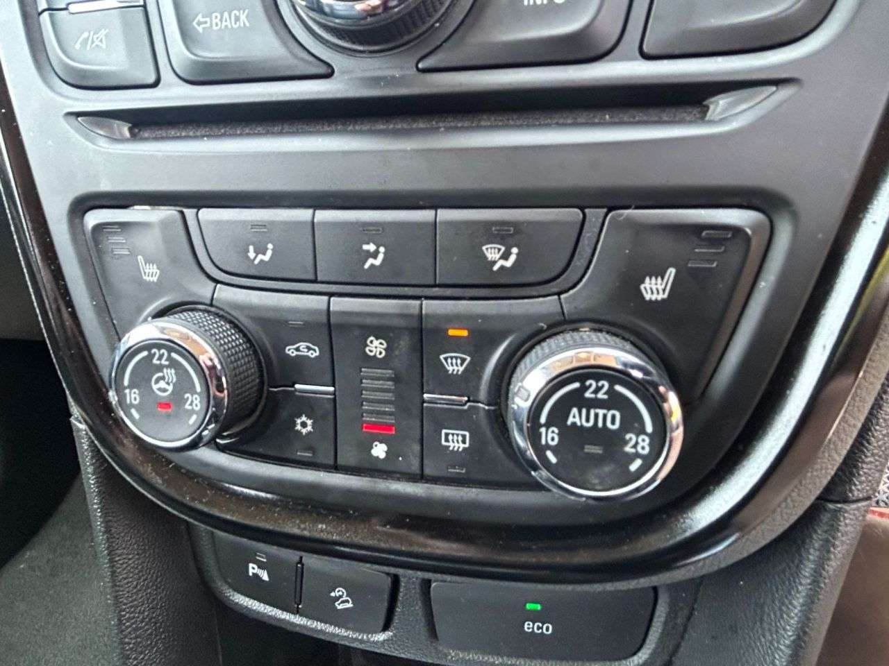 2014 VAUXHALL MOKKA 2014 VAUXHALL MOKKA