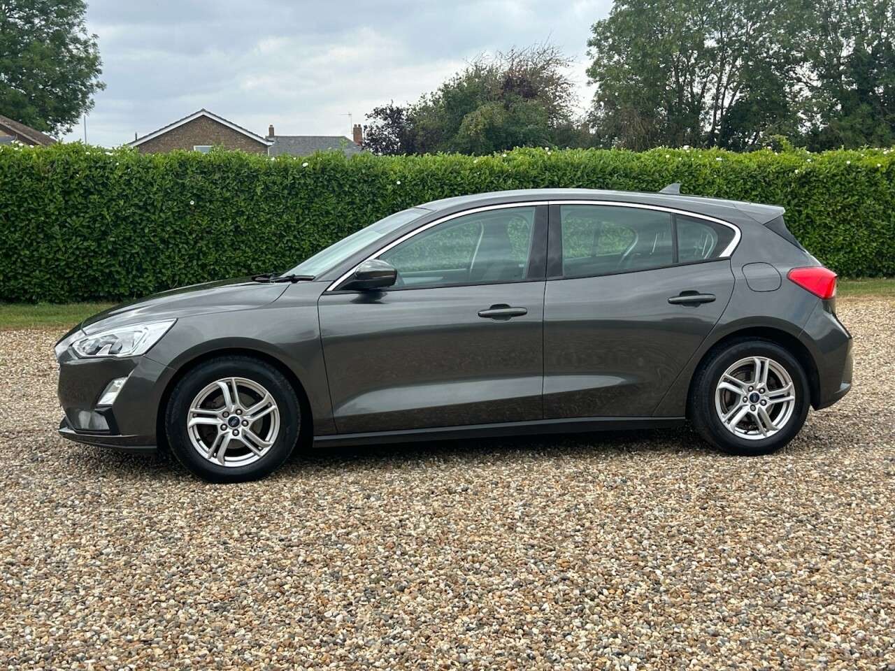 A 2018 FORD FOCUS 1.0T EcoBoost Zetec Hatchback 5dr Petrol Manual Euro 6 (s/s) (125 ps) will A 2018 FORD FOCUS 1.0T EcoBoost Zetec Hatchback 5dr Petrol Manual Euro 6 (s/s) (125 ps) will