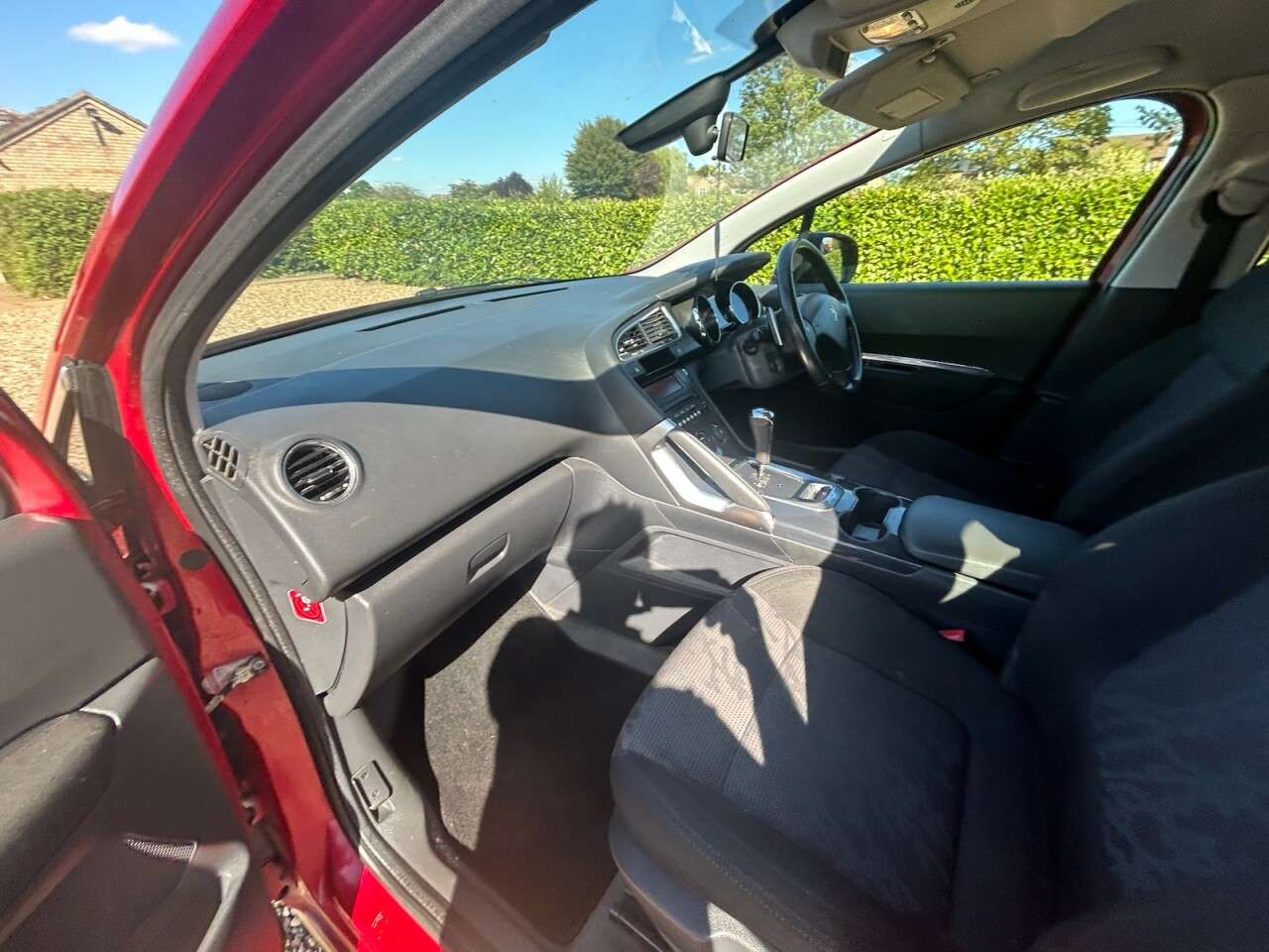 2011 PEUGEOT 3008 2011 PEUGEOT 3008