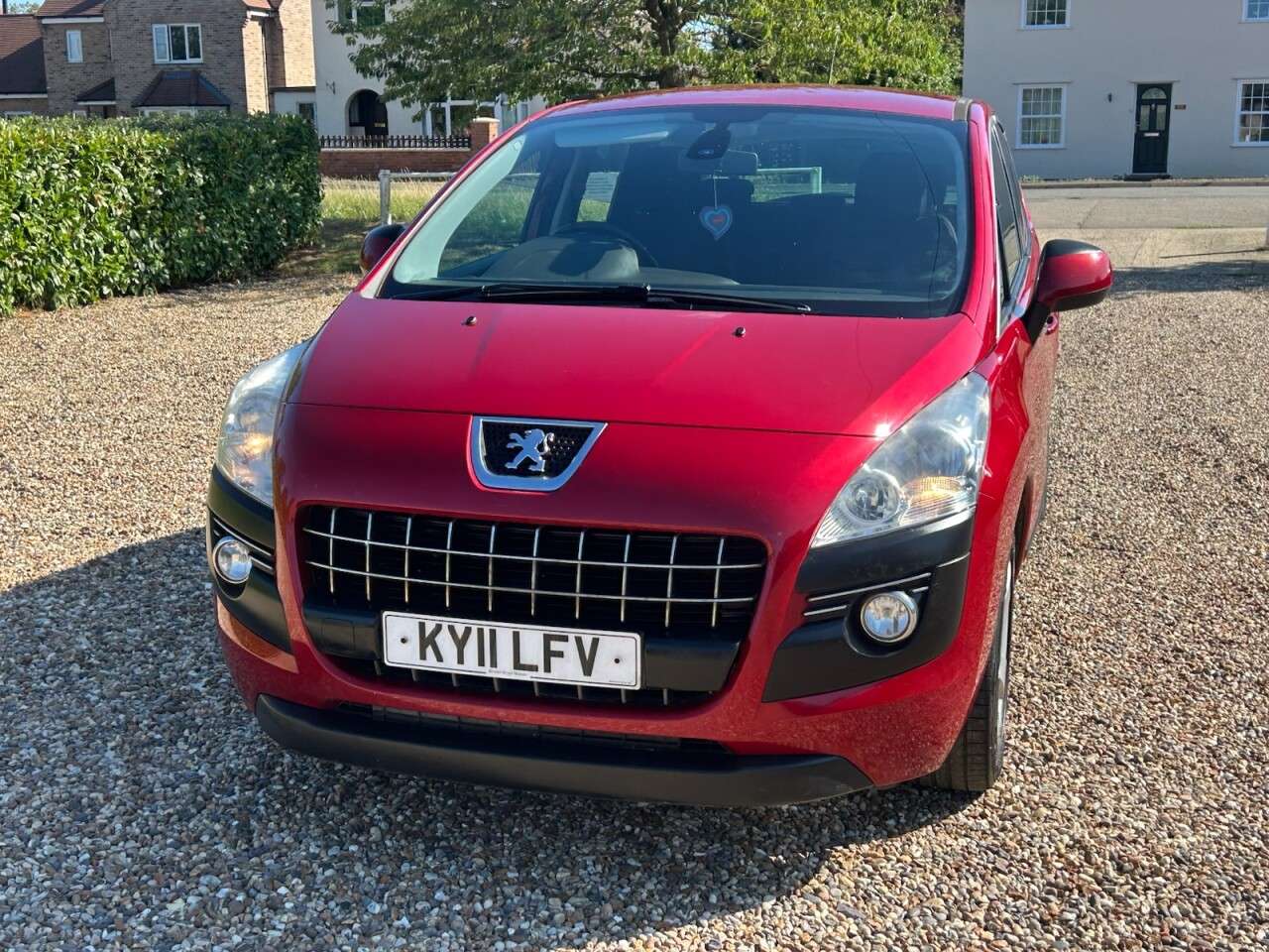 2011 PEUGEOT 3008 2011 PEUGEOT 3008