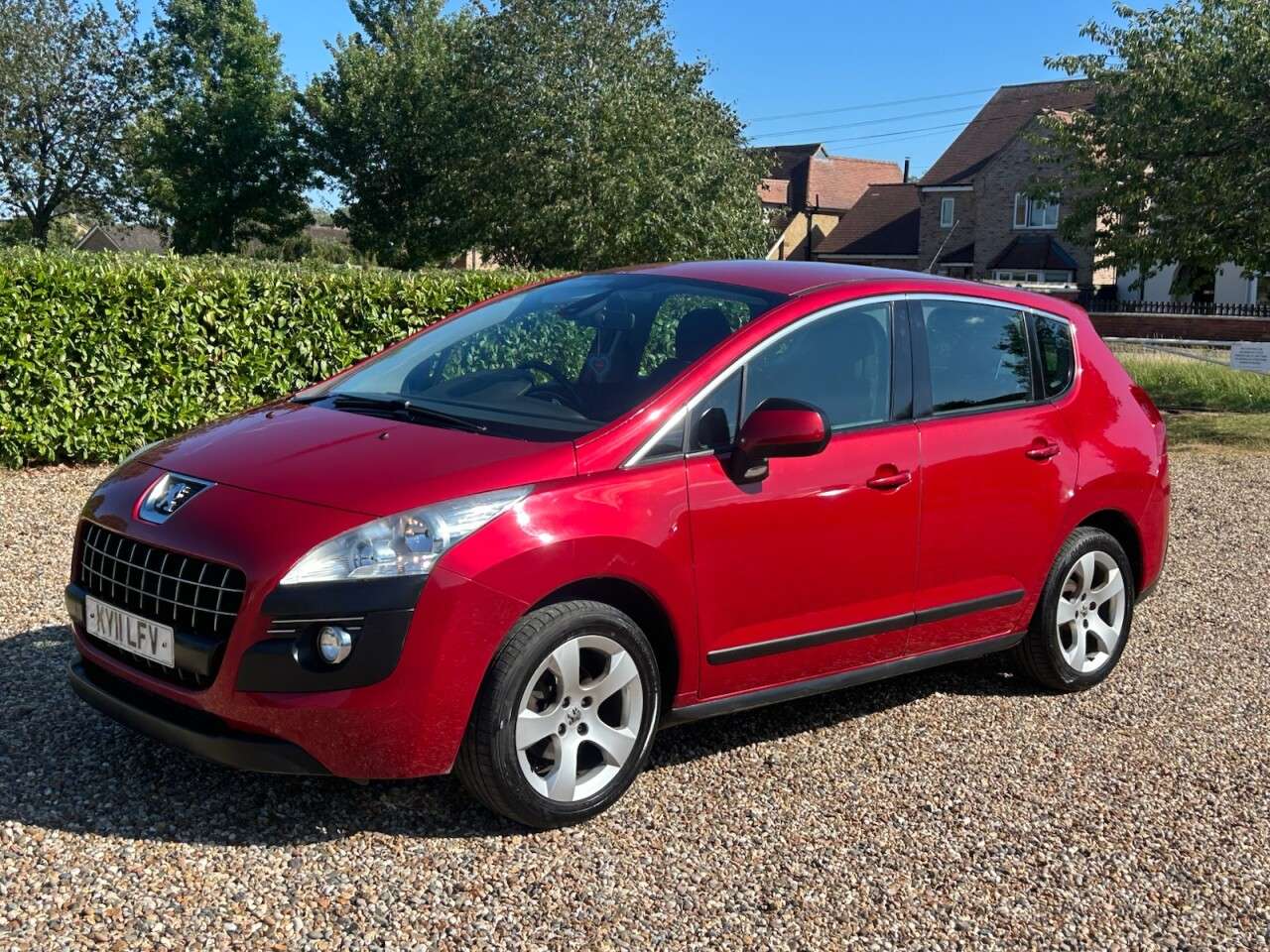 A 2011 PEUGEOT 3008 1.6 HDi Sport SUV 5dr Diesel EGC Euro 5 (112 ps) A 2011 PEUGEOT 3008 1.6 HDi Sport SUV 5dr Diesel EGC Euro 5 (112 ps)