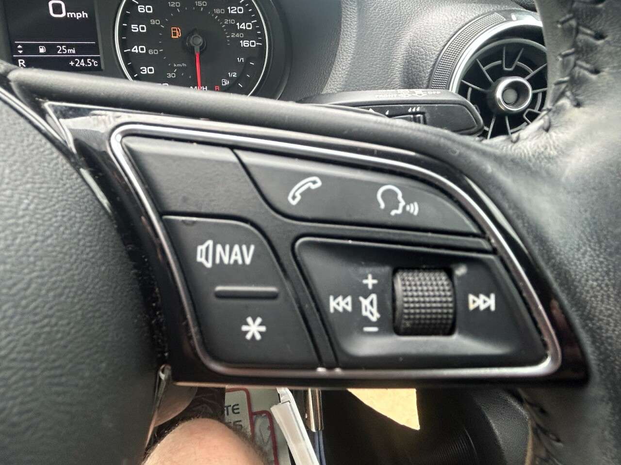 2018 AUDI Q2 2018 AUDI Q2