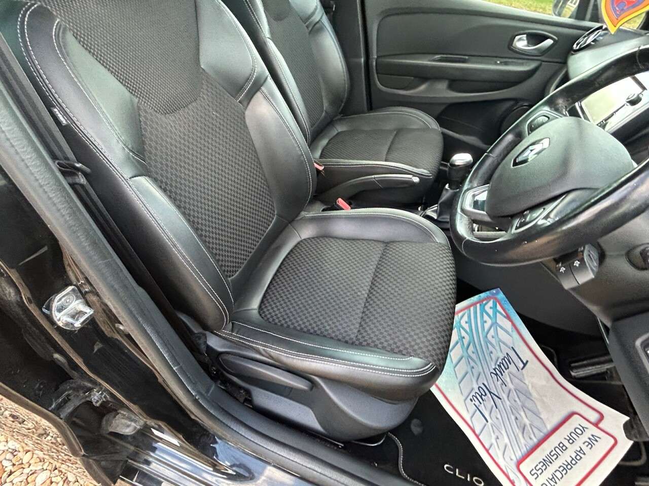2018 RENAULT CLIO 2018 RENAULT CLIO