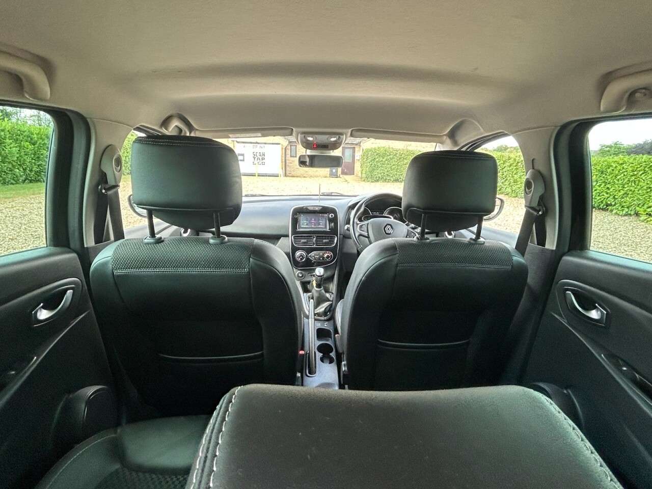 2018 RENAULT CLIO 2018 RENAULT CLIO