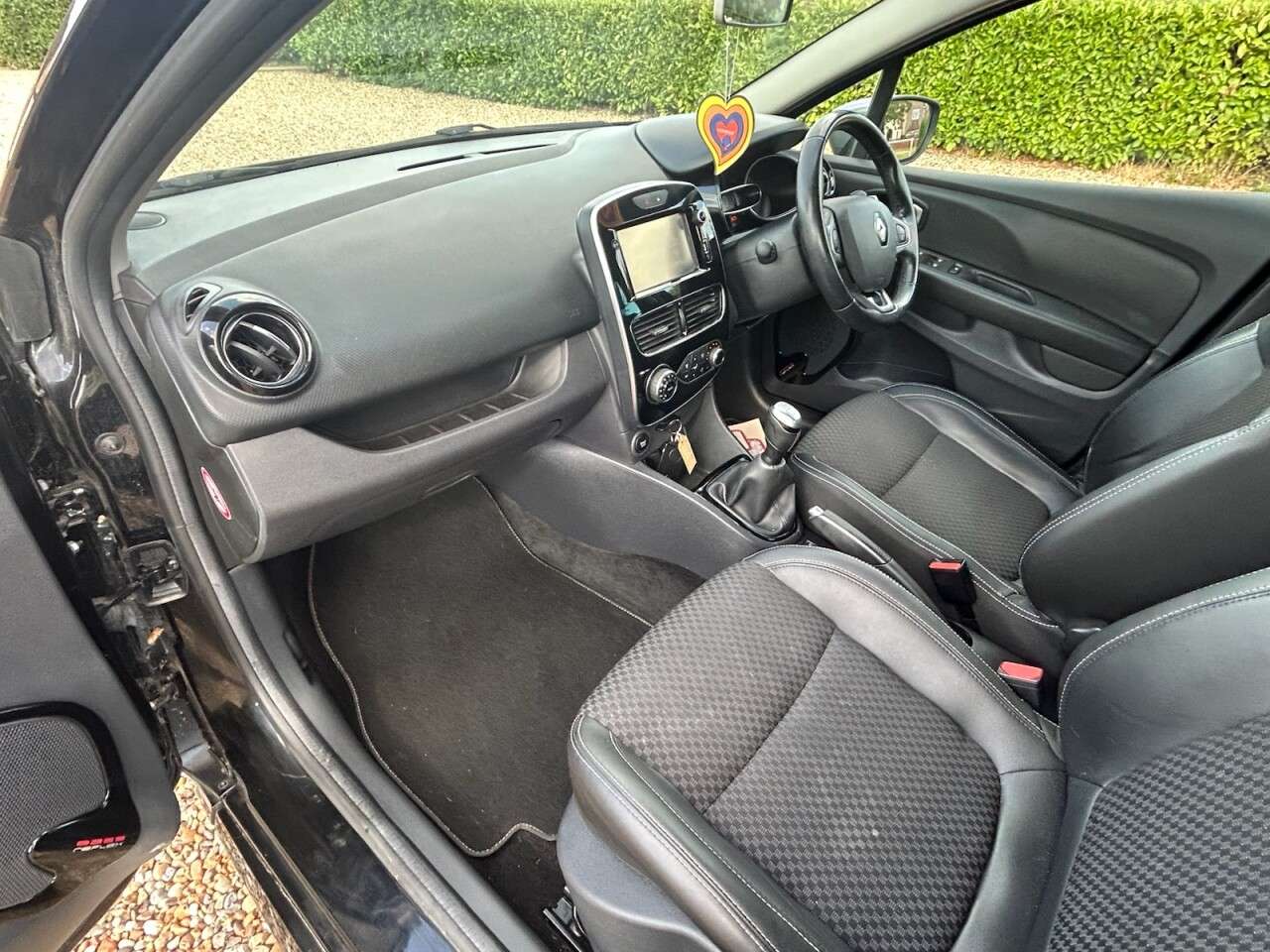 2018 RENAULT CLIO 2018 RENAULT CLIO