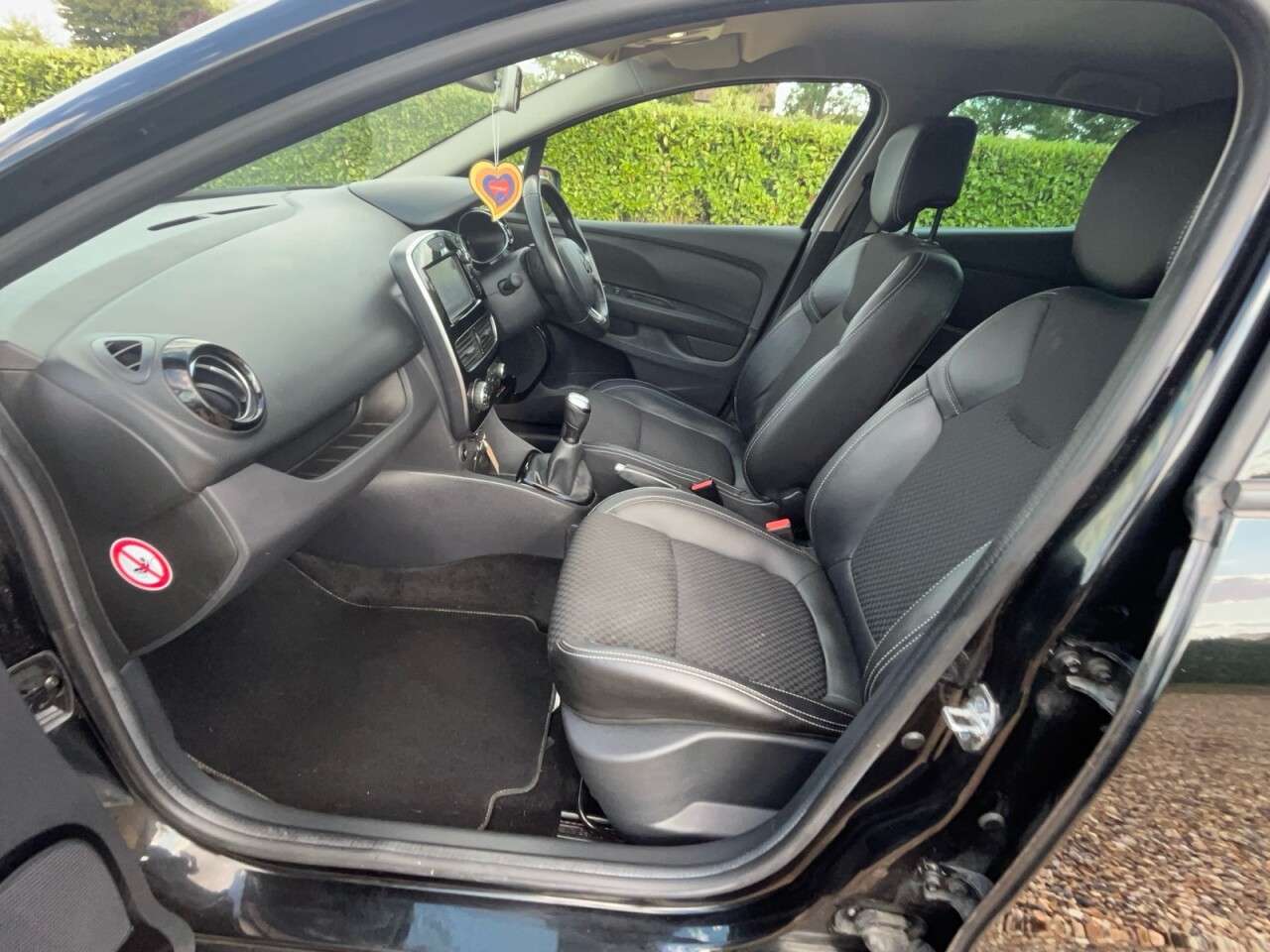 2018 RENAULT CLIO 2018 RENAULT CLIO