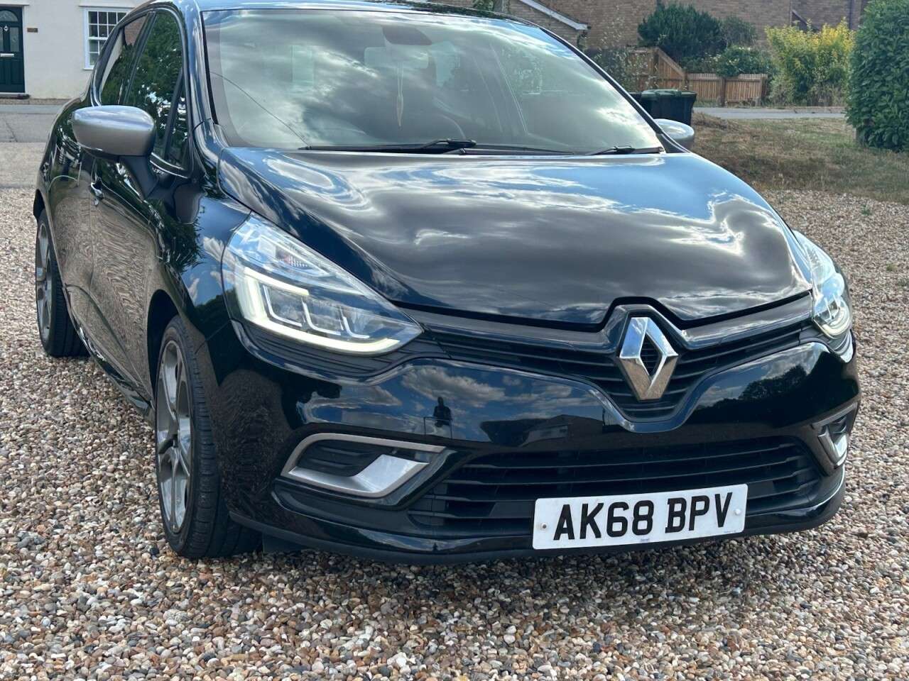 2018 RENAULT CLIO 2018 RENAULT CLIO