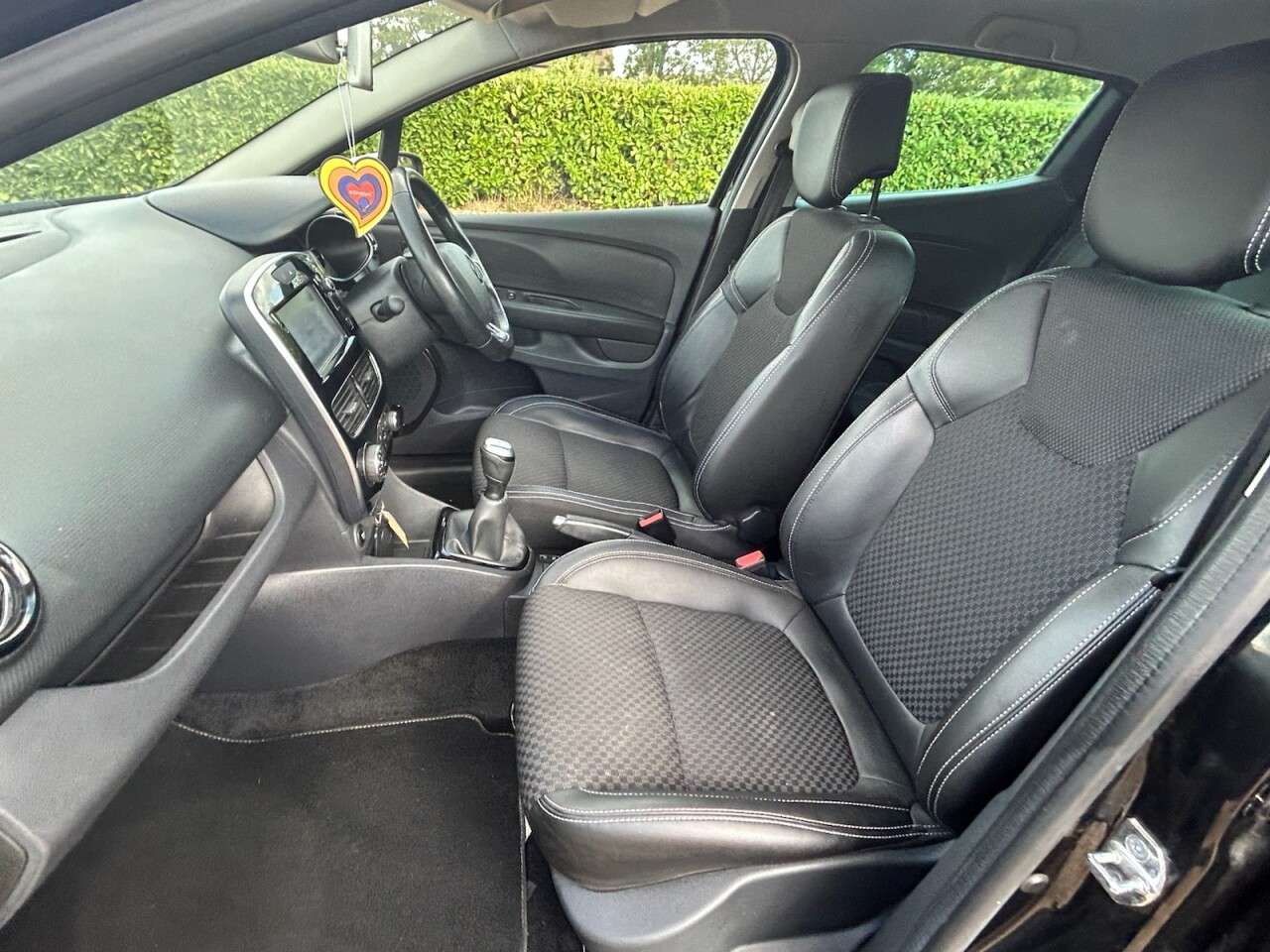 2018 RENAULT CLIO 2018 RENAULT CLIO