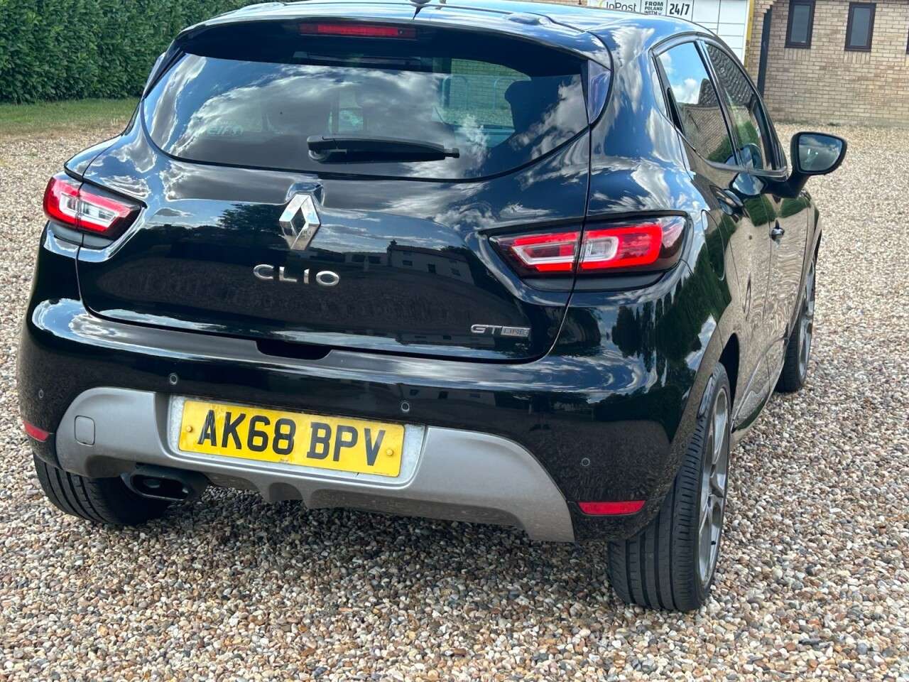 2018 RENAULT CLIO 2018 RENAULT CLIO