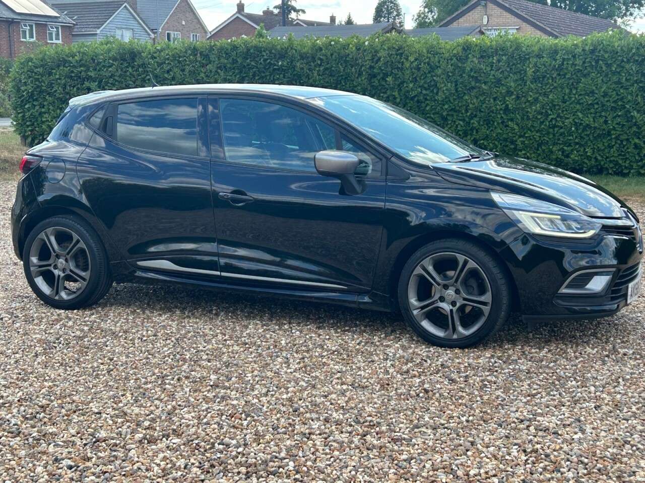 2018 RENAULT CLIO 2018 RENAULT CLIO