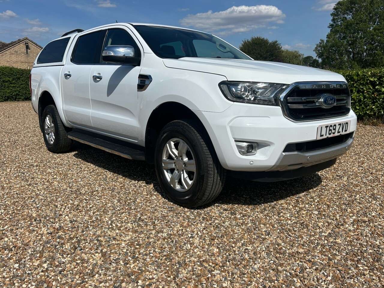 A 2019 FORD RANGER 2.0 EcoBlue Limited Pickup Double Cab 4dr Diesel Manual 4WD Euro 6 (s/s) (1 A 2019 FORD RANGER 2.0 EcoBlue Limited Pickup Double Cab 4dr Diesel Manual 4WD Euro 6 (s/s) (1
