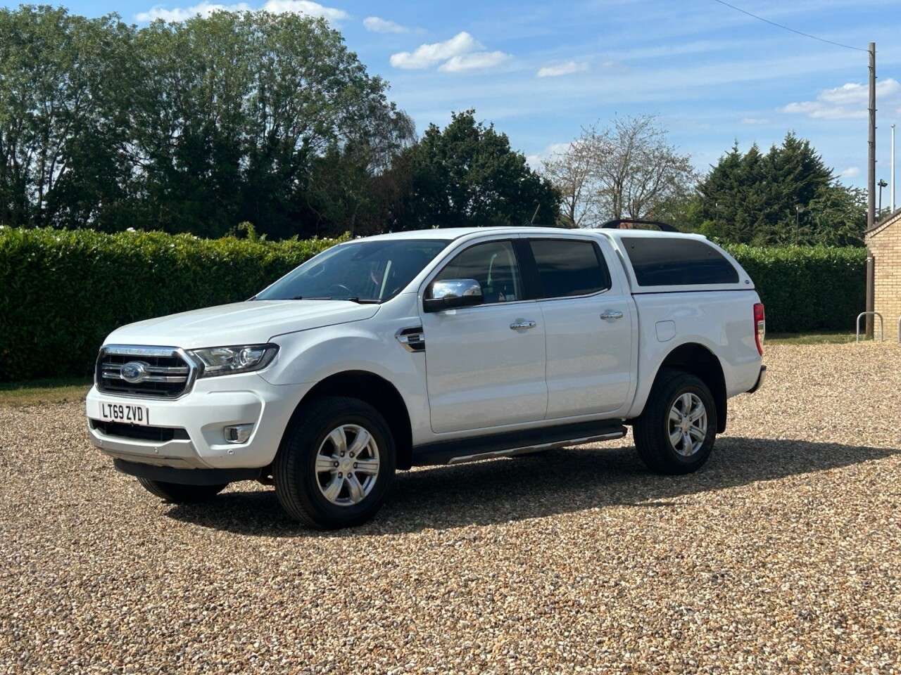 A 2019 FORD RANGER 2.0 EcoBlue Limited Pickup Double Cab 4dr Diesel Manual 4WD Euro 6 (s/s) (1 A 2019 FORD RANGER 2.0 EcoBlue Limited Pickup Double Cab 4dr Diesel Manual 4WD Euro 6 (s/s) (1
