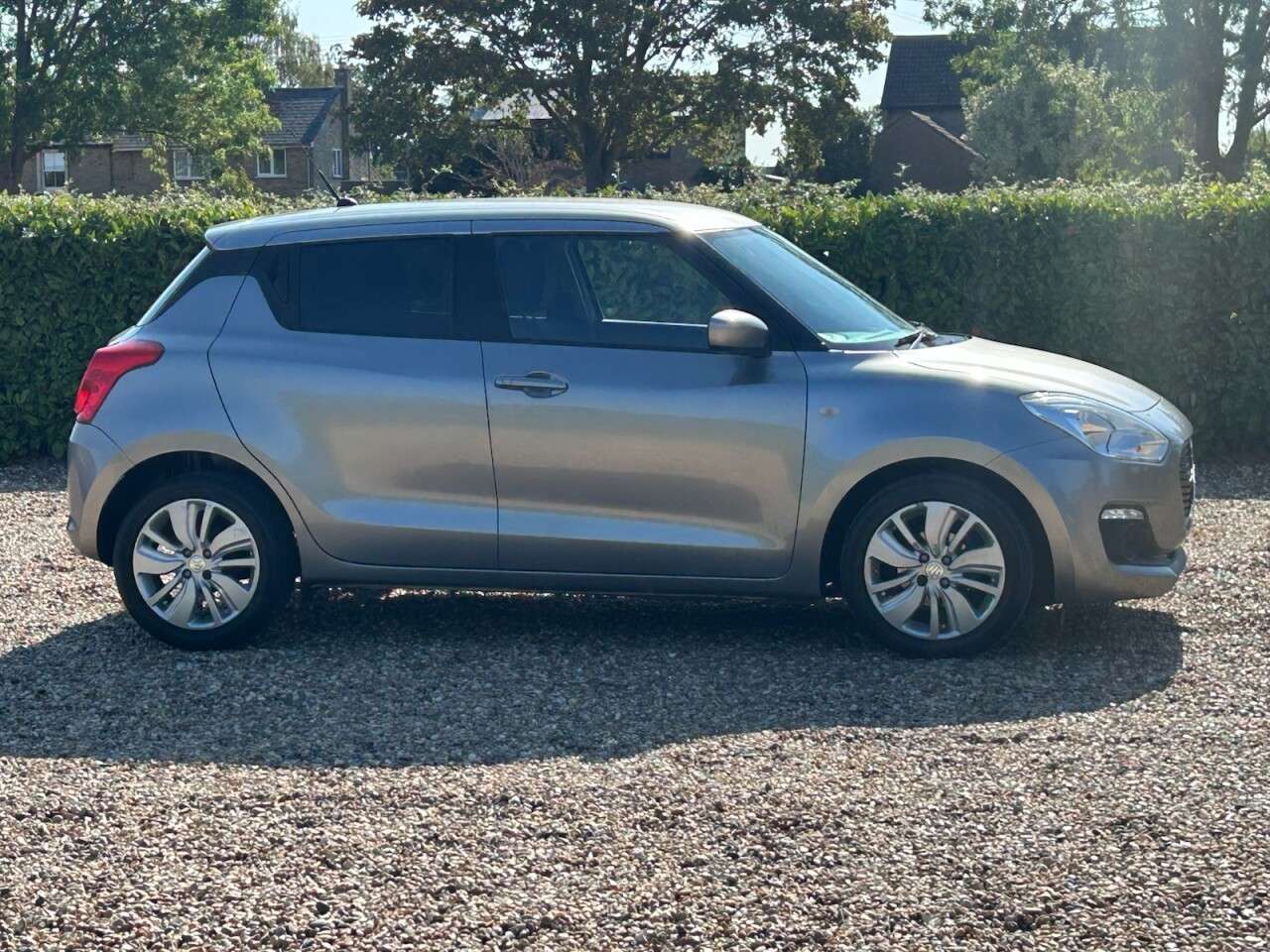 2017 SUZUKI SWIFT 2017 SUZUKI SWIFT