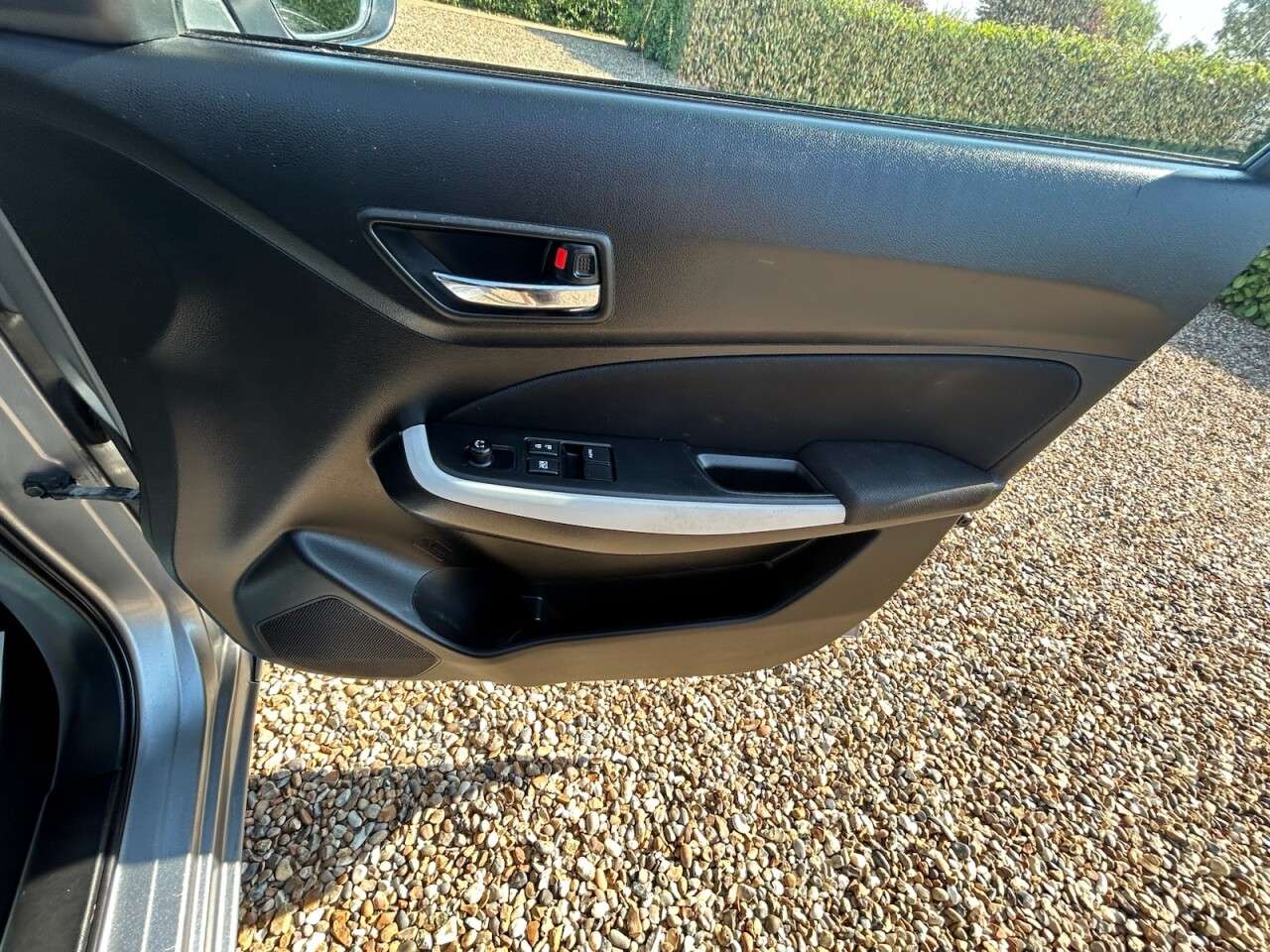 2017 SUZUKI SWIFT 2017 SUZUKI SWIFT