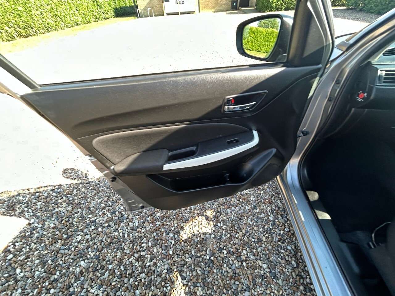 2017 SUZUKI SWIFT 2017 SUZUKI SWIFT