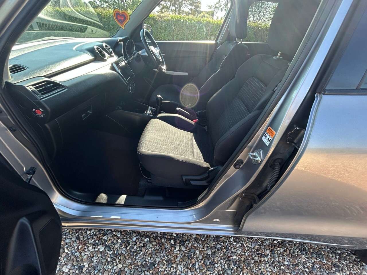2017 SUZUKI SWIFT 2017 SUZUKI SWIFT