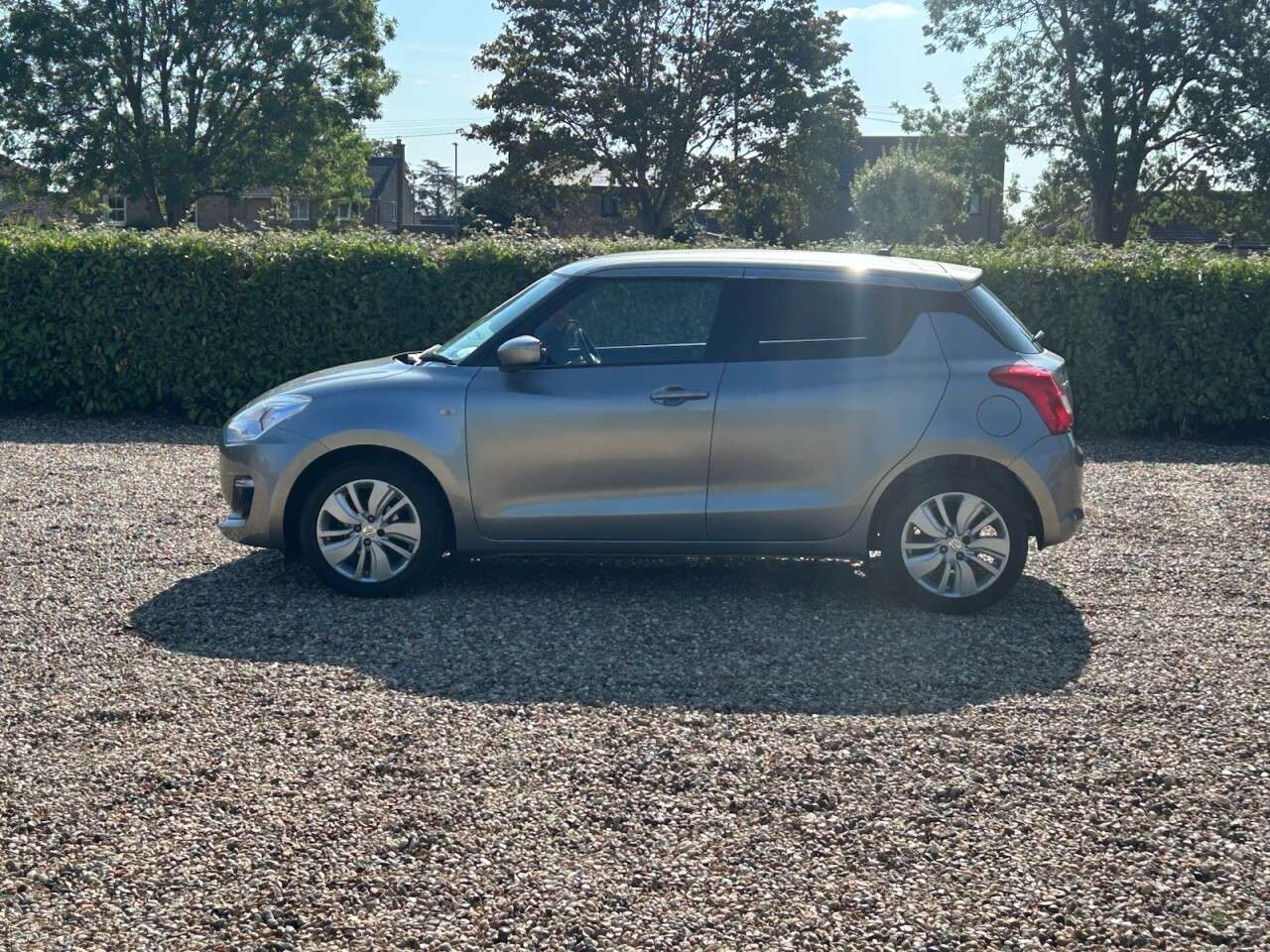 2017 SUZUKI SWIFT 2017 SUZUKI SWIFT