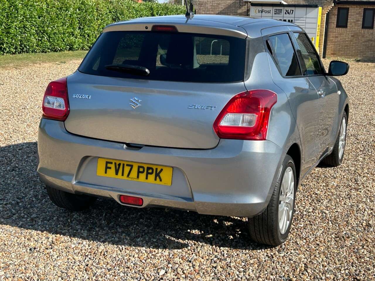 2017 SUZUKI SWIFT 2017 SUZUKI SWIFT