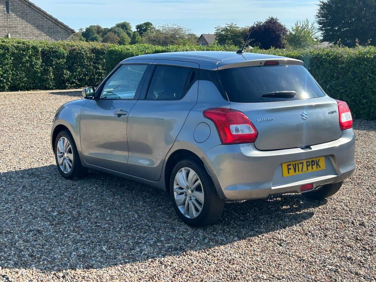 2017 SUZUKI SWIFT 2017 SUZUKI SWIFT