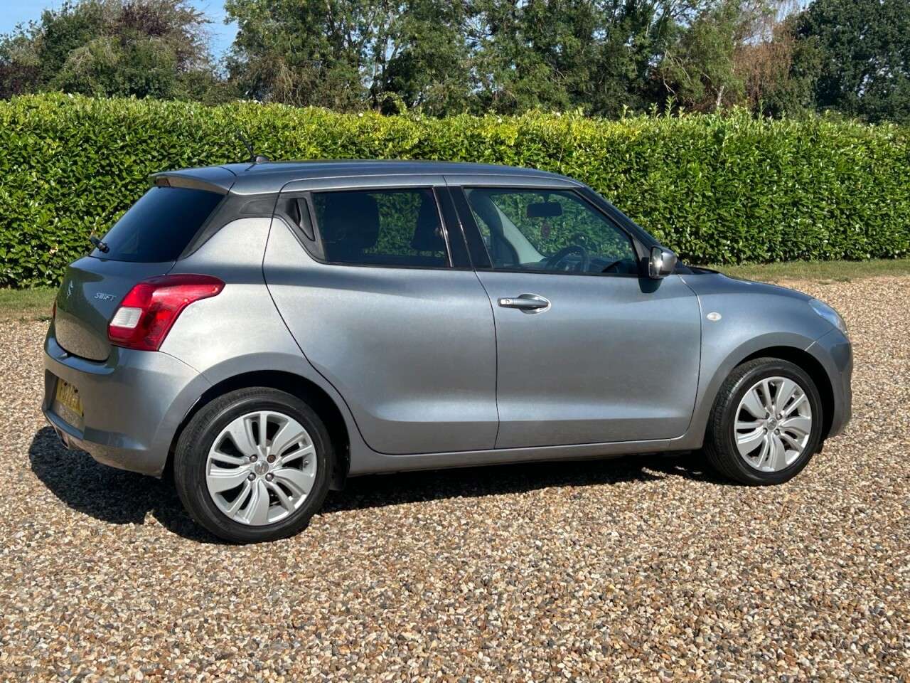 2017 SUZUKI SWIFT 2017 SUZUKI SWIFT
