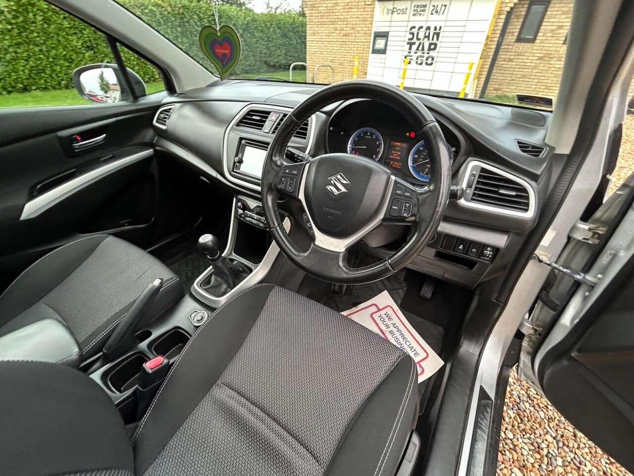 2015 SUZUKI SX4 S-CROSS 2015 SUZUKI SX4 S-CROSS