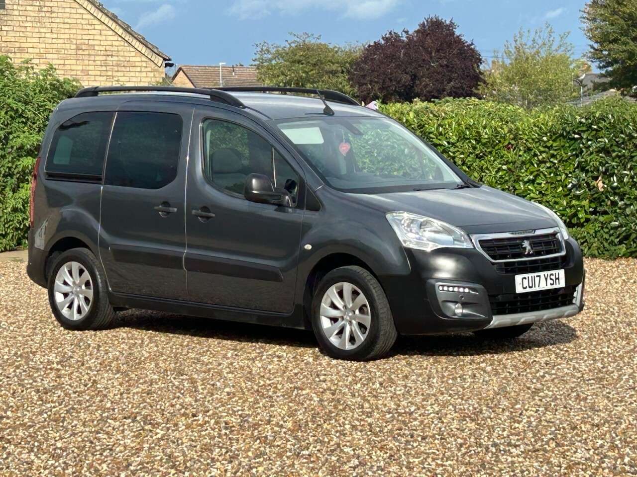 A 2017 PEUGEOT PARTNER TEPEE 1.6 BlueHDi Outdoor MPV 5dr Diesel Manual Euro 6 (s/s) (100 ps) will come w A 2017 PEUGEOT PARTNER TEPEE 1.6 BlueHDi Outdoor MPV 5dr Diesel Manual Euro 6 (s/s) (100 ps) will come w