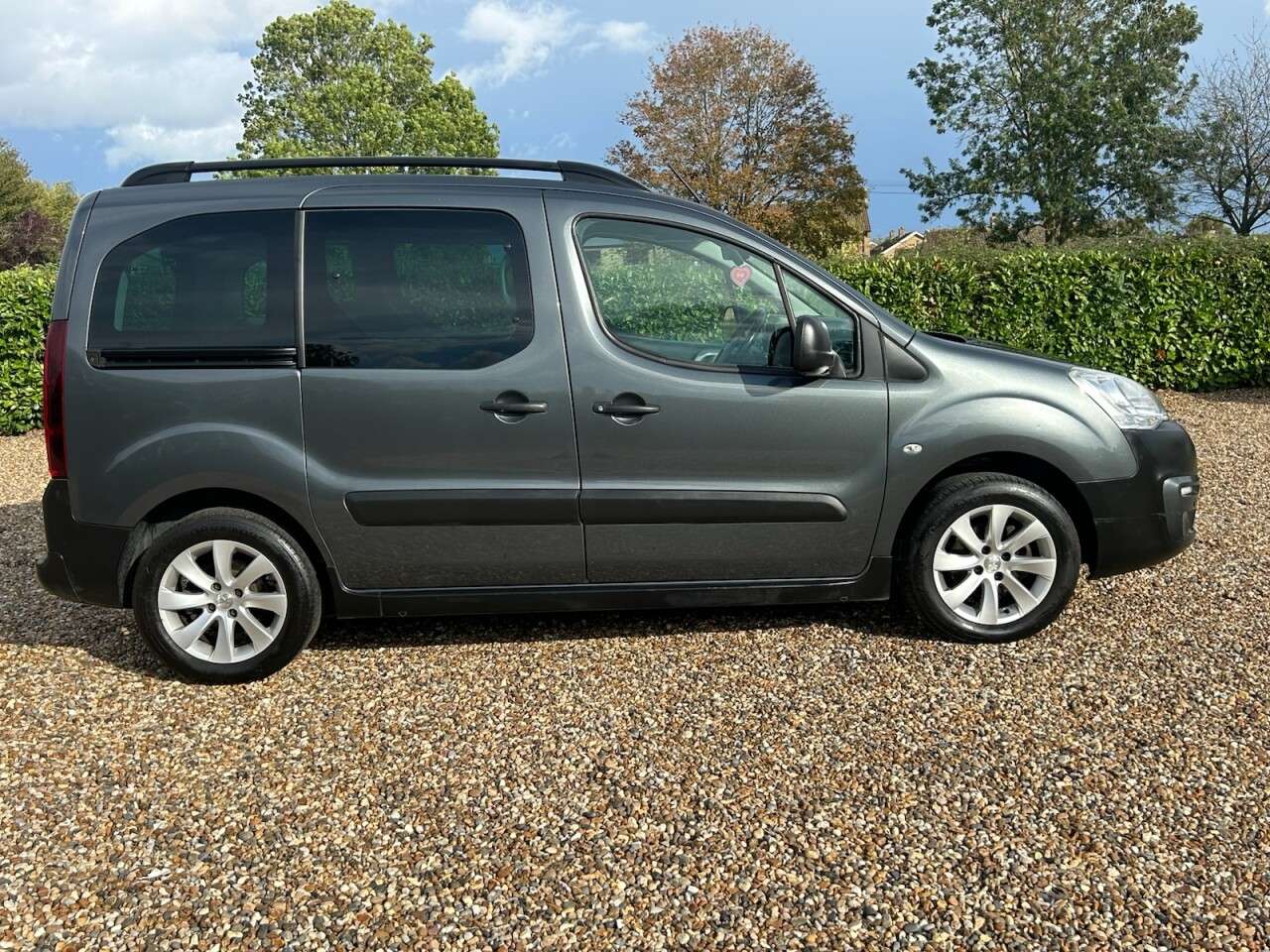 A 2017 PEUGEOT PARTNER TEPEE 1.6 BlueHDi Outdoor MPV 5dr Diesel Manual Euro 6 (s/s) (100 ps) will come w A 2017 PEUGEOT PARTNER TEPEE 1.6 BlueHDi Outdoor MPV 5dr Diesel Manual Euro 6 (s/s) (100 ps) will come w