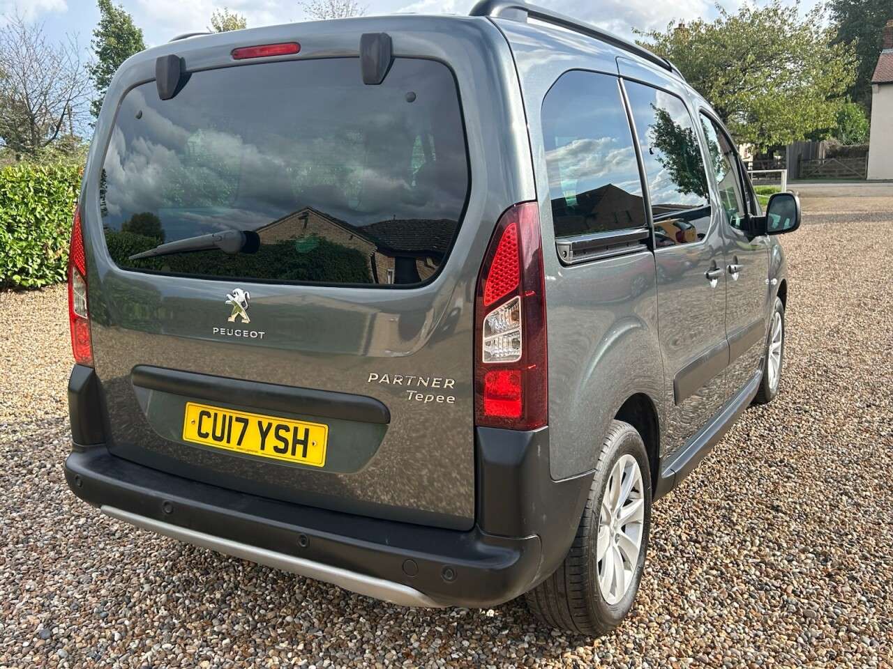 A 2017 PEUGEOT PARTNER TEPEE 1.6 BlueHDi Outdoor MPV 5dr Diesel Manual Euro 6 (s/s) (100 ps) will come w A 2017 PEUGEOT PARTNER TEPEE 1.6 BlueHDi Outdoor MPV 5dr Diesel Manual Euro 6 (s/s) (100 ps) will come w