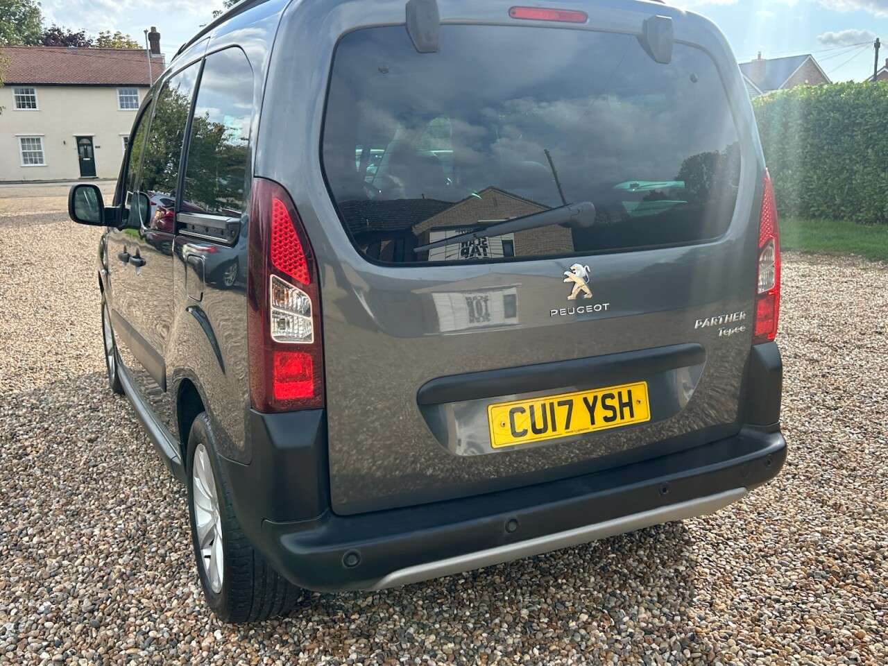 2017 PEUGEOT PARTNER TEPEE 2017 PEUGEOT PARTNER TEPEE