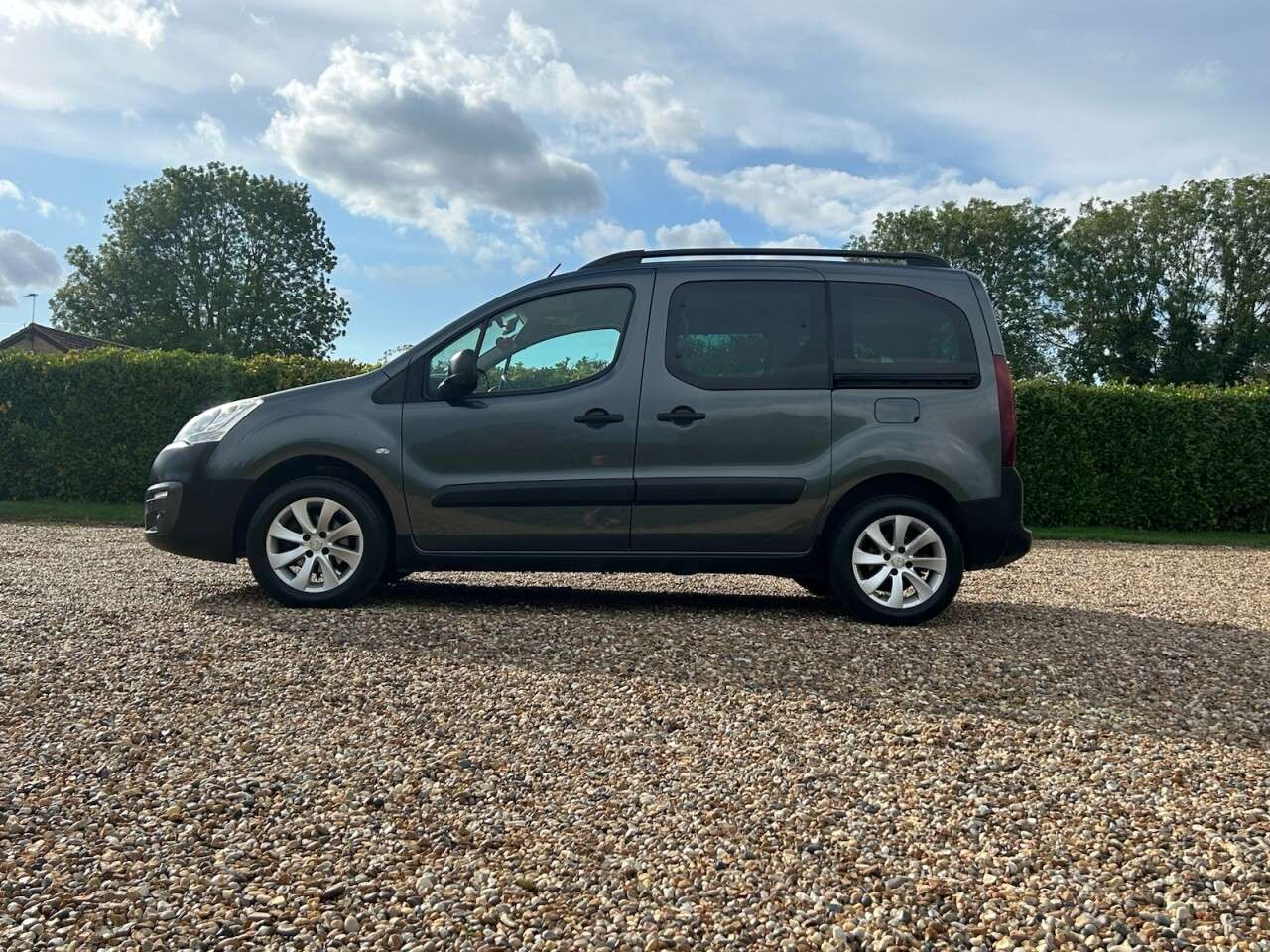 2017 PEUGEOT PARTNER TEPEE 2017 PEUGEOT PARTNER TEPEE