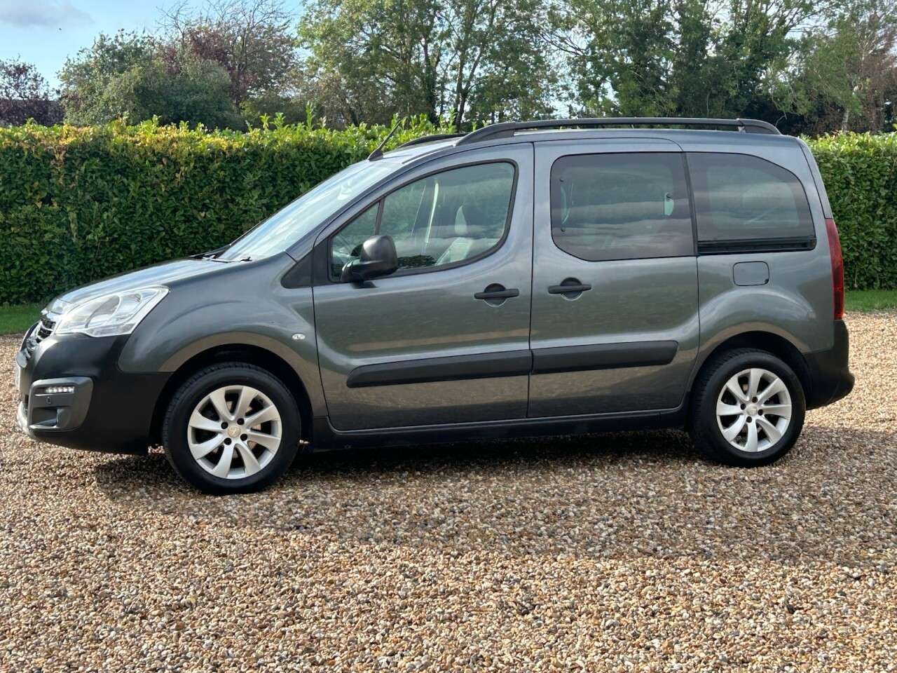2017 PEUGEOT PARTNER TEPEE 2017 PEUGEOT PARTNER TEPEE