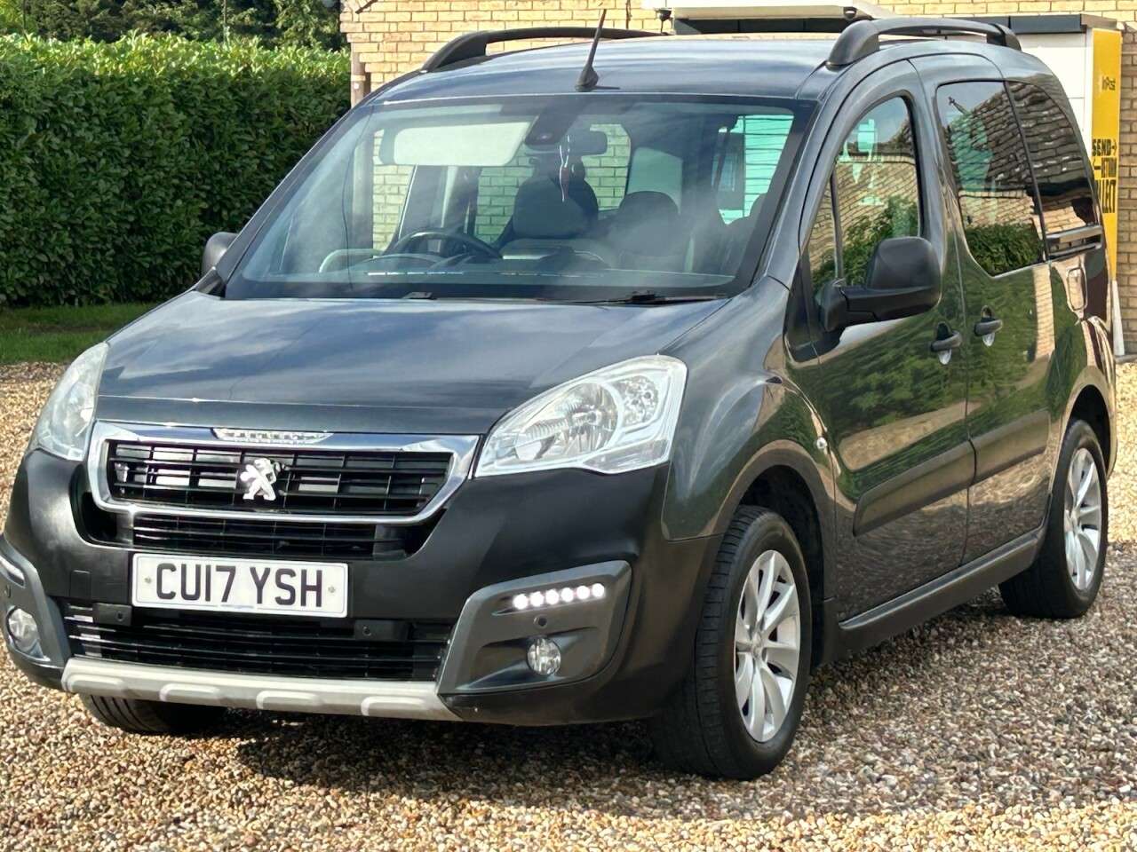 2017 PEUGEOT PARTNER TEPEE 2017 PEUGEOT PARTNER TEPEE