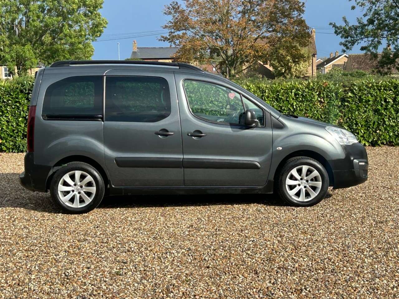 2017 PEUGEOT PARTNER TEPEE 2017 PEUGEOT PARTNER TEPEE