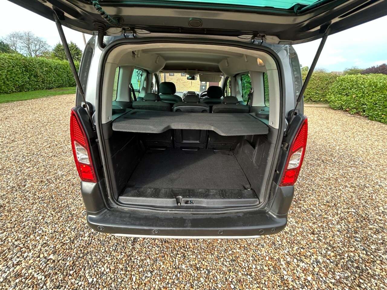 2017 PEUGEOT PARTNER TEPEE 2017 PEUGEOT PARTNER TEPEE