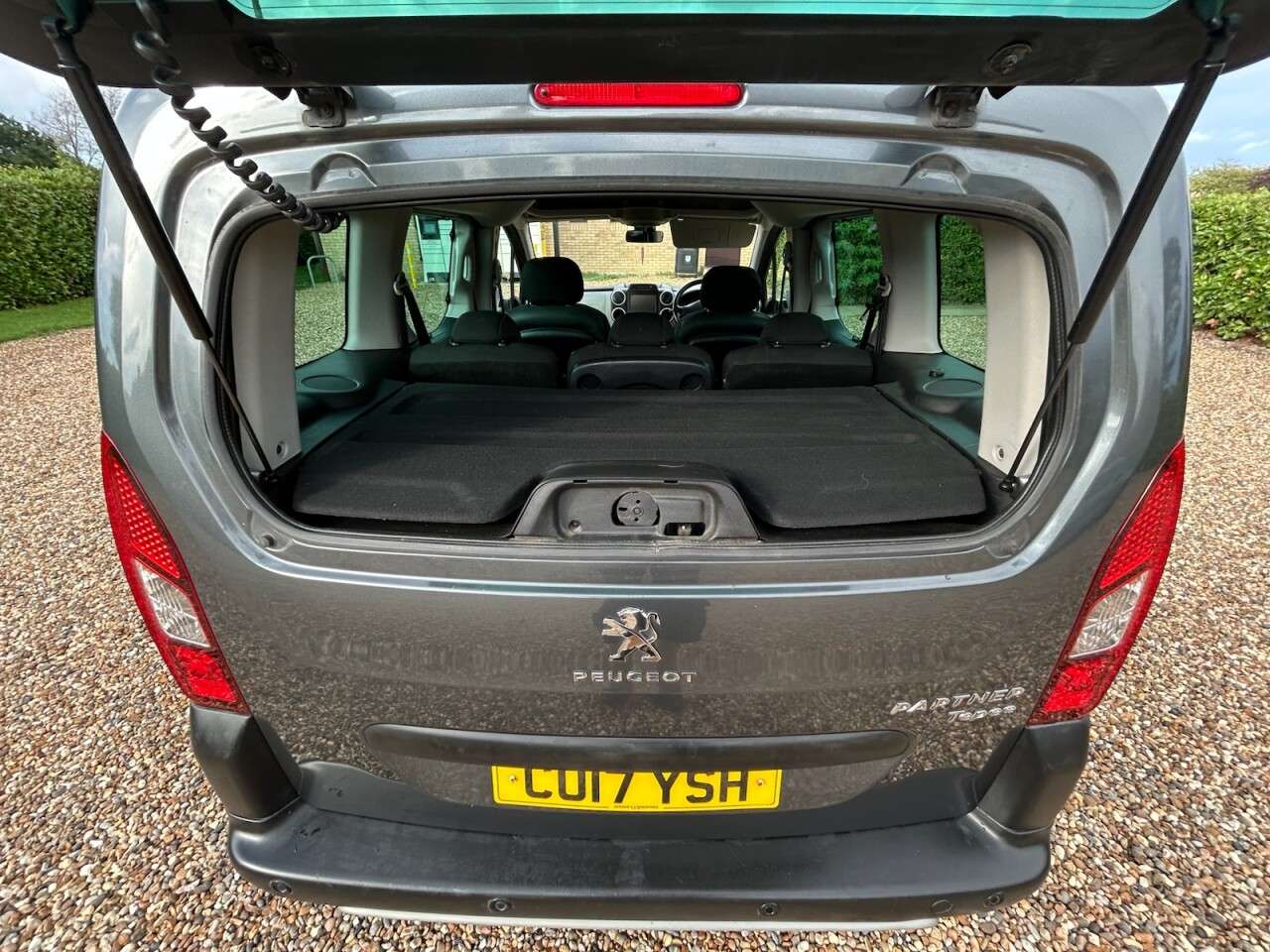 2017 PEUGEOT PARTNER TEPEE 2017 PEUGEOT PARTNER TEPEE