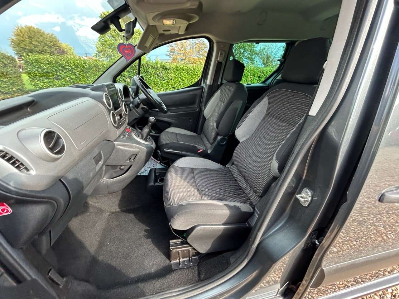 2017 PEUGEOT PARTNER TEPEE 2017 PEUGEOT PARTNER TEPEE
