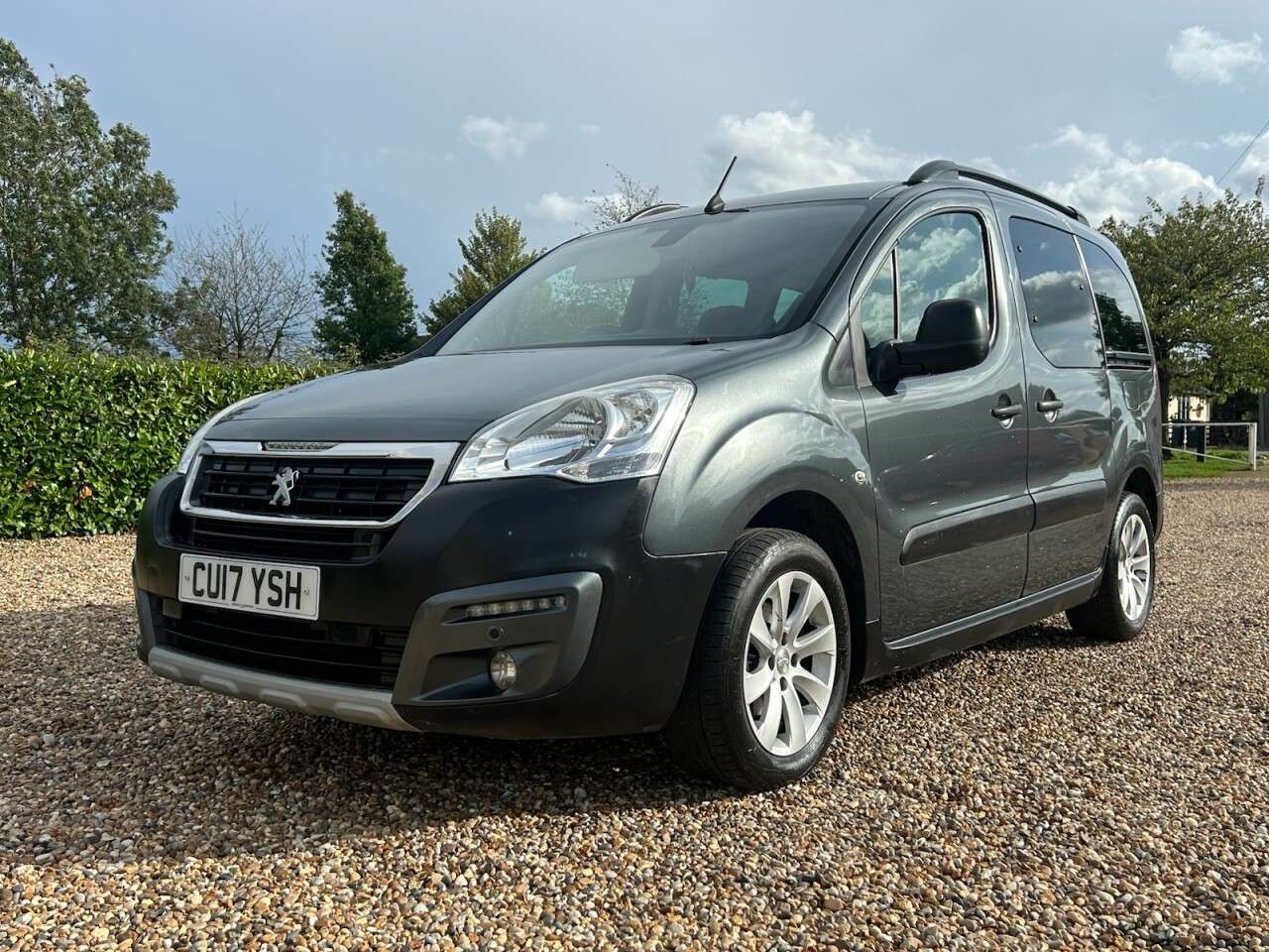 2017 PEUGEOT PARTNER TEPEE 2017 PEUGEOT PARTNER TEPEE