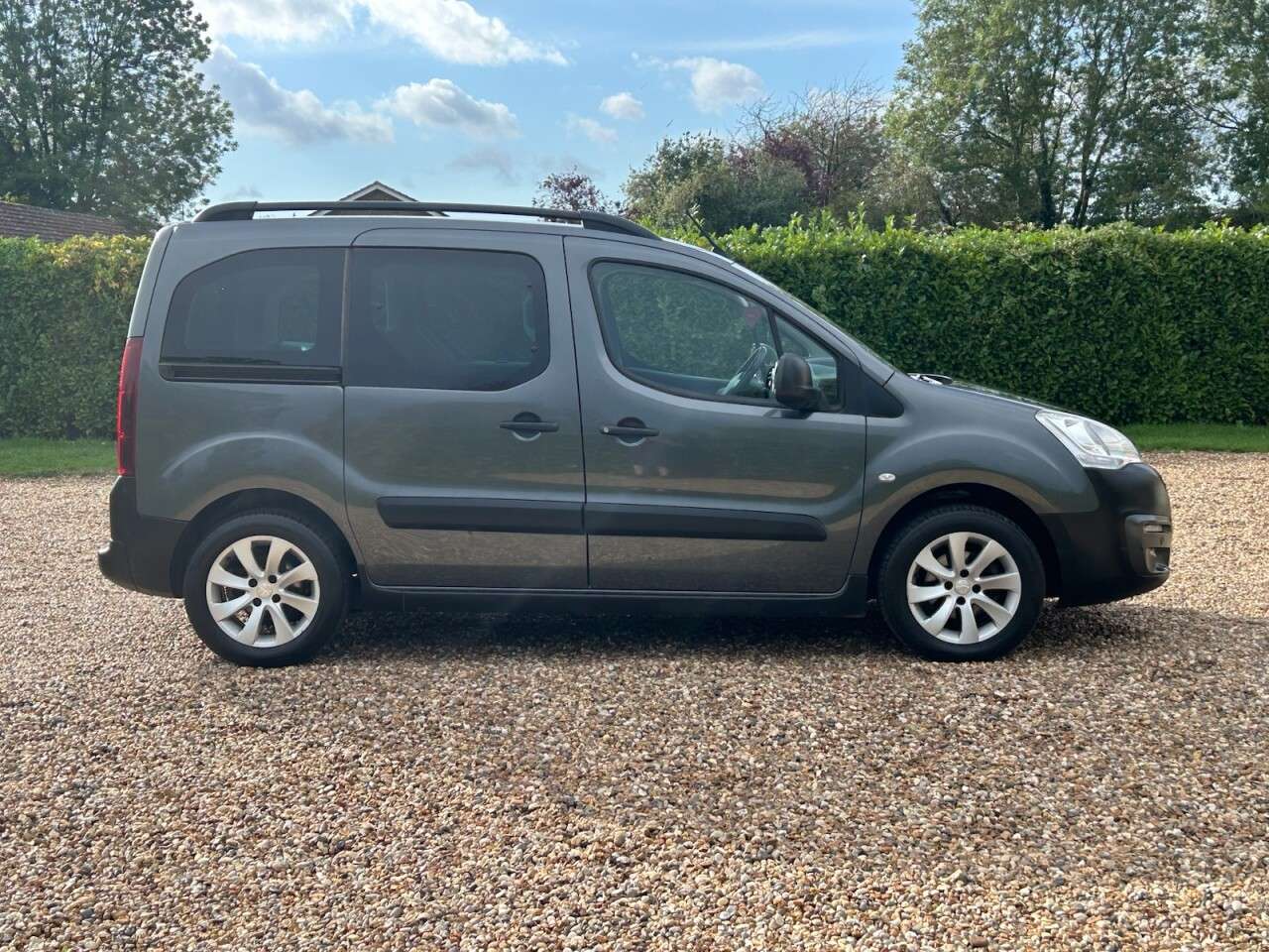 2017 PEUGEOT PARTNER TEPEE 2017 PEUGEOT PARTNER TEPEE