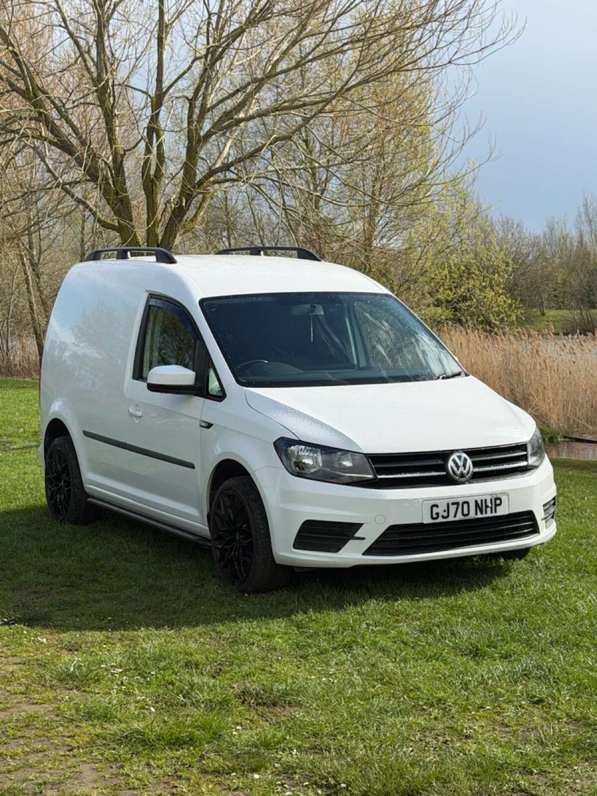 A 2020 VOLKSWAGEN CADDY 2.0 TDI C20 Trendline Panel Van 5dr Diesel Manual SWB Euro 6 (s/s) (102 ps) A 2020 VOLKSWAGEN CADDY 2.0 TDI C20 Trendline Panel Van 5dr Diesel Manual SWB Euro 6 (s/s) (102 ps)