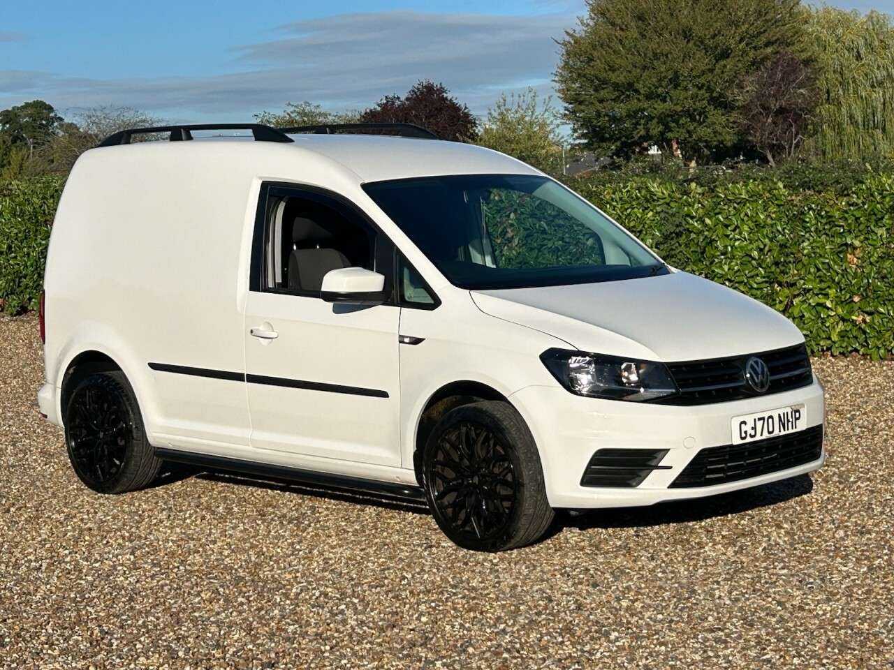 A 2020 VOLKSWAGEN CADDY 2.0 TDI C20 Trendline Panel Van 5dr Diesel Manual SWB Euro 6 (s/s) (102 ps) A 2020 VOLKSWAGEN CADDY 2.0 TDI C20 Trendline Panel Van 5dr Diesel Manual SWB Euro 6 (s/s) (102 ps)