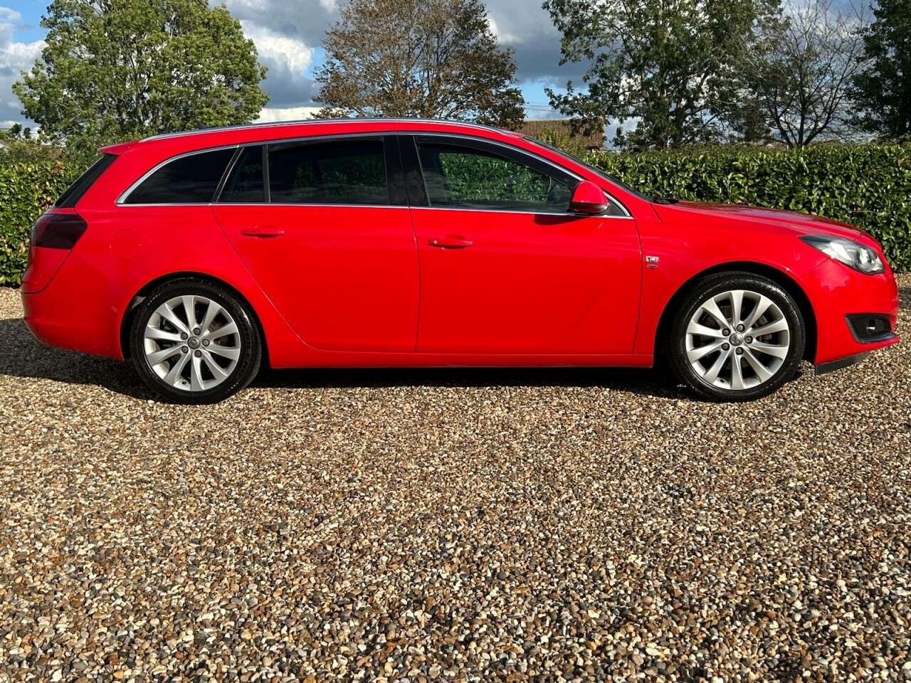 A 2015 VAUXHALL INSIGNIA 2.0 CDTi ecoFLEX Elite Nav Sports Tourer 5dr Diesel Manual Euro 5 (s/s) (14 A 2015 VAUXHALL INSIGNIA 2.0 CDTi ecoFLEX Elite Nav Sports Tourer 5dr Diesel Manual Euro 5 (s/s) (14