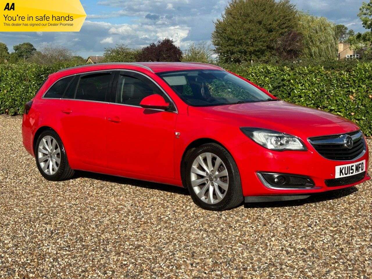 A 2015 VAUXHALL INSIGNIA 2.0 CDTi ecoFLEX Elite Nav Sports Tourer 5dr Diesel Manual Euro 5 (s/s) (14 A 2015 VAUXHALL INSIGNIA 2.0 CDTi ecoFLEX Elite Nav Sports Tourer 5dr Diesel Manual Euro 5 (s/s) (14