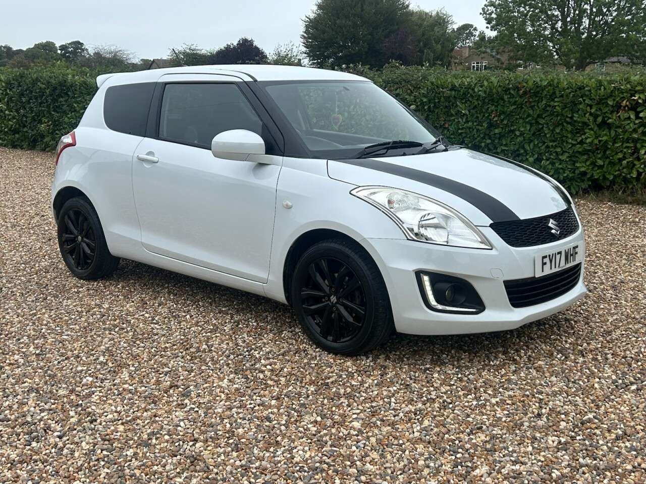 2017 SUZUKI SWIFT 2017 SUZUKI SWIFT