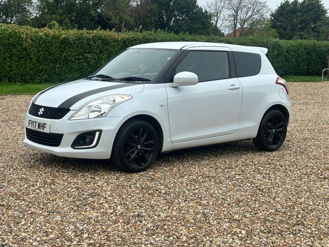 2017 SUZUKI SWIFT 2017 SUZUKI SWIFT